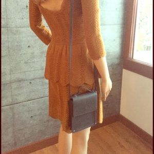 Universal thread minimalist gray crossbody bag.